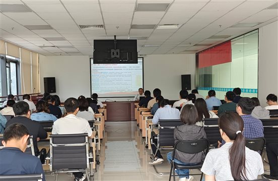 20250521國聯(lián)研究院黨委書記徐冉講授深入貫徹中央八項規(guī)定精神學(xué)習(xí)教育專題黨課1